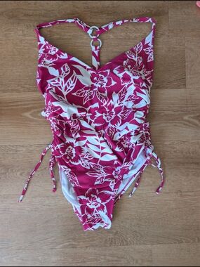 Kona Sol Pink and White Floral Women's One-Piece Swimsuit